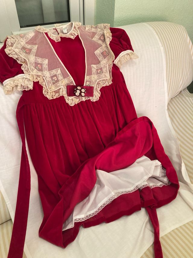 Vestido niña terciopelo rojo talla 7