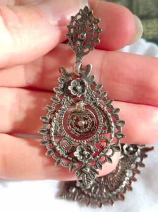 Pendientes de plata antiguos