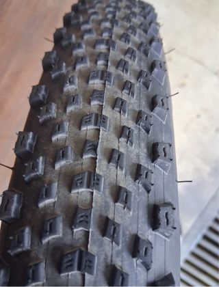 Cubiertas Pirelli 29x2.40