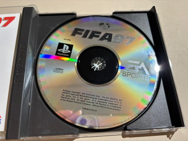 FIFA 97 PS1 PAL Original con Manual