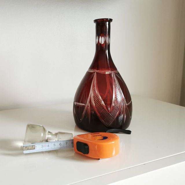 LICORERA DE CRISTAL TALLADO