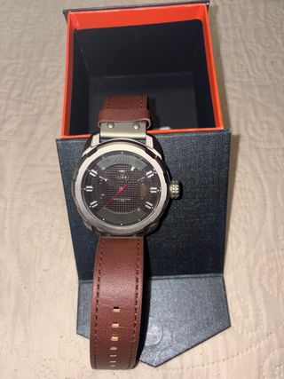 Reloj Marea Marrón y Plateado