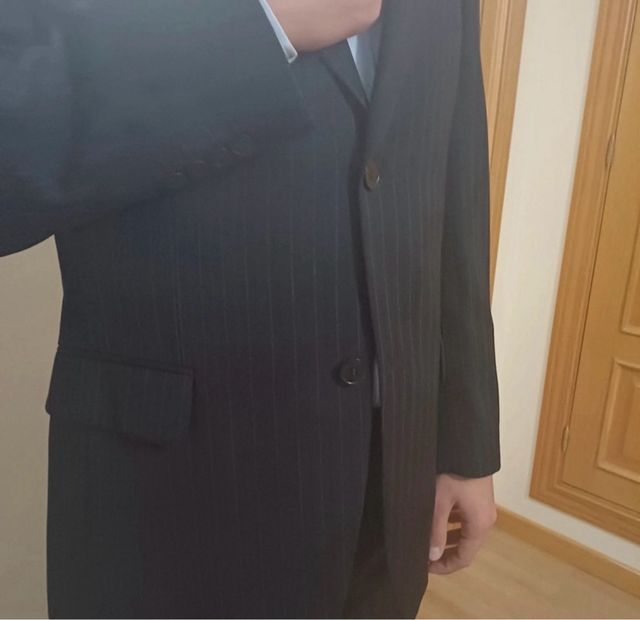 Traje de hombre negro