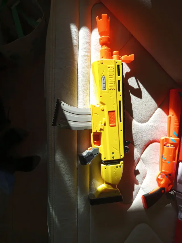Nerf Fortnite Fusil Asalto Amarillo