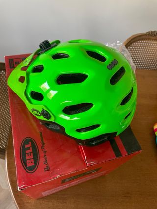 Casco Bell Súper Bicicleta Verde