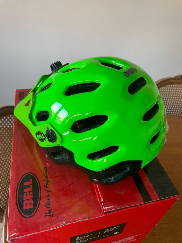 Casco Bell Súper Bicicleta Verde