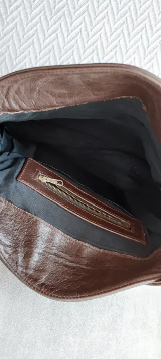 Bolso piel auténtica marrón hebilla dorada