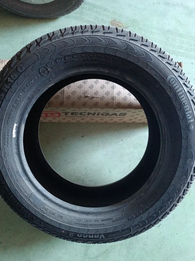 Neumático Continental Vanco 2 195/65R16C