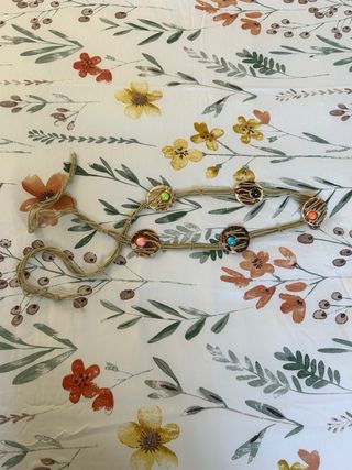 Cintura in corda con perle colorate