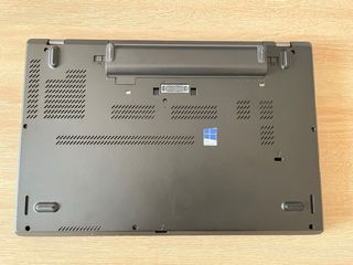 Portátil Lenovo ThinkPad i7