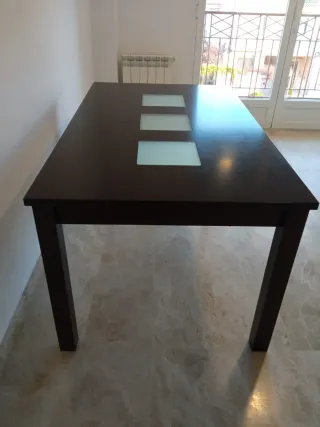GRAN OPORTUNIDAD!!! Mesa de comedor madera y crist