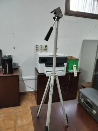 Trípode Velbon Extensible Cámara