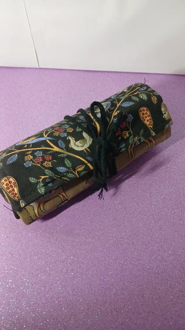 Astuccio vintage tessuto