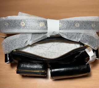 Michael Kors Dakota Bandolera Negra