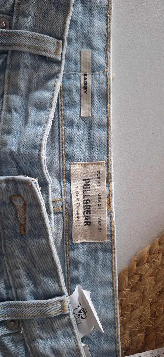 Vaqueros hombre azules, pierna recta. Nuevo