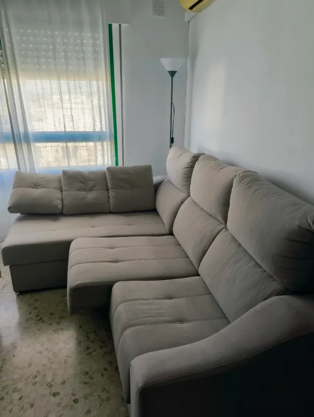 Sofá chaise longue beige/gris (color topo)