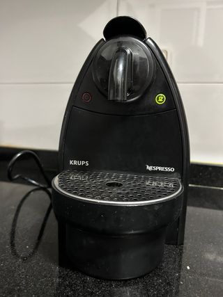 Cafetera Nespresso Krups Negra