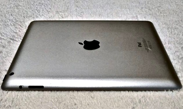 Apple iPad 16GB Wi-Fi