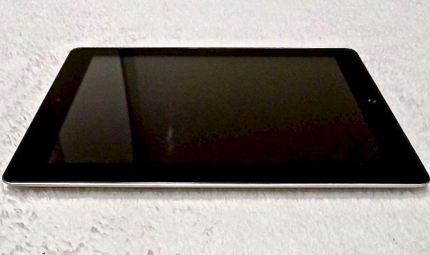 Apple iPad 16GB Wi-Fi