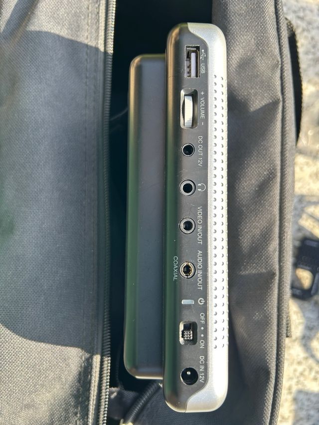 2 Pantallas TV Coche Thomson