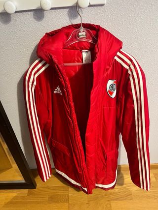 Chaqueta River Plate Adidas Roja Talle M