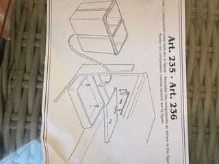 Cubo basura gris con apertura