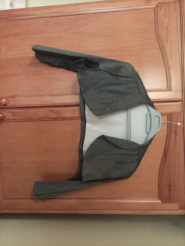 Torera negra y blanca