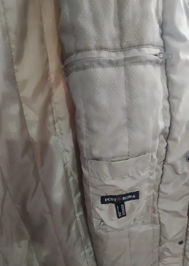 Abrigo Punto Roma Beige con Capucha