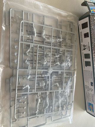 Kit Modellismo Waffen SS 1/35