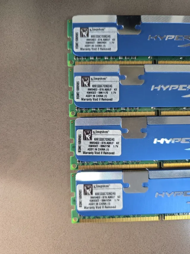 4x Kingston HyperX DDR3 8GB RAM