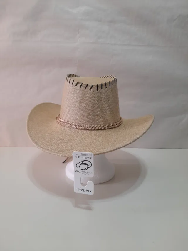Sombrero de paja beige y marrón