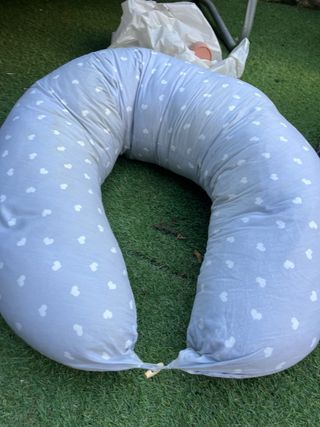 Cojín Lactancia Embarazo Gris Corazones