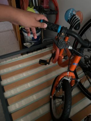 Bicicleta infantil naranja