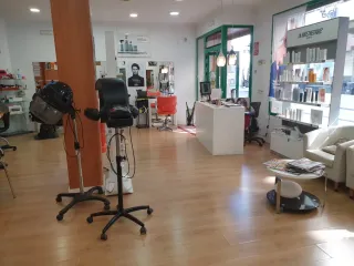 Traspaso Peluquería Completa, en valencia capital,