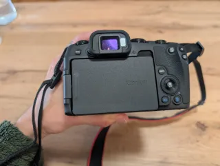 Canon EOS RP + Lente Canon 50mm f/1.4