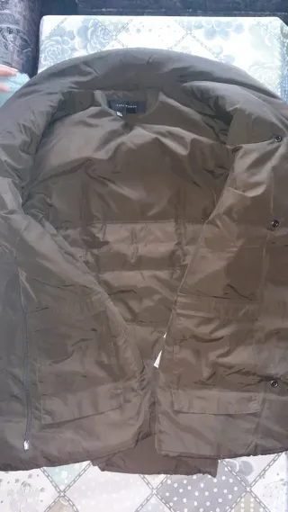 Abrigo de Zara de mujer acolchado con cinturón