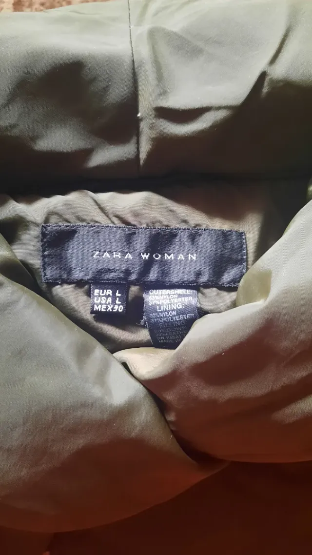 Abrigo de Zara de mujer acolchado con cinturón