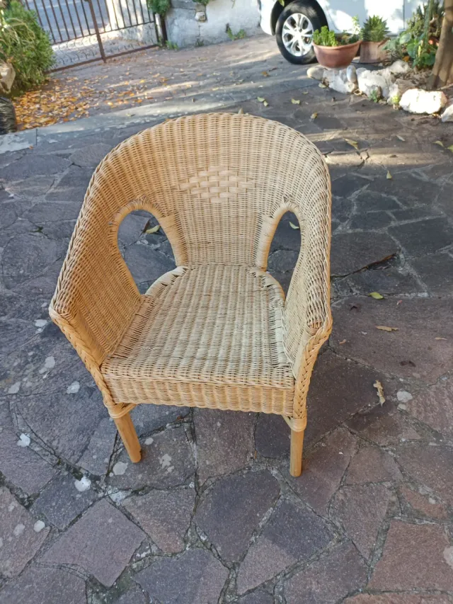 Poltrona in vimini beige