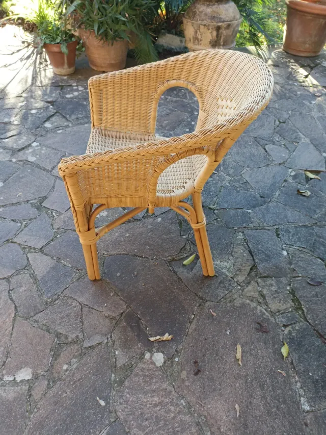 Poltrona in vimini beige