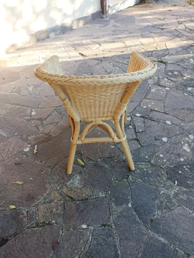 Poltrona in vimini beige