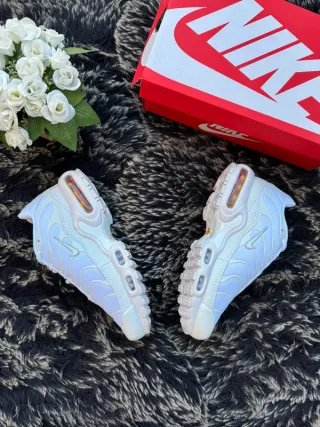 Nike TN Blancas Talla 38