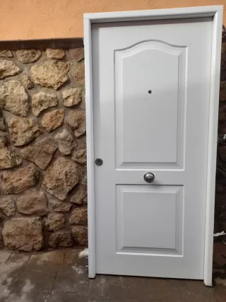 Puerta Exterior Seguridad