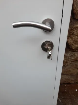 Puerta Exterior Seguridad