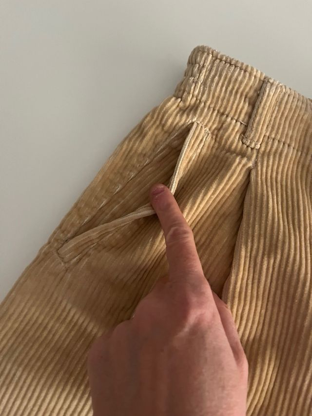 Pantaloncini donna in velluto beige