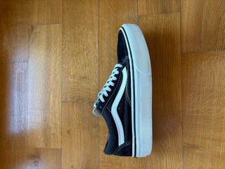 Vans Old Skool Platform nere e bianche