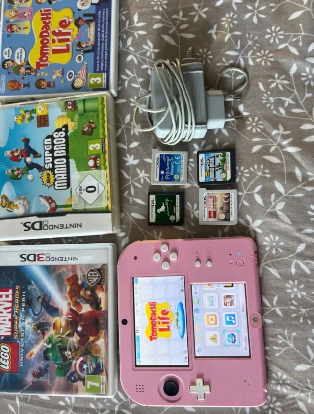 Nintendo 2DS Rosa + 2 Juegos + Cargador