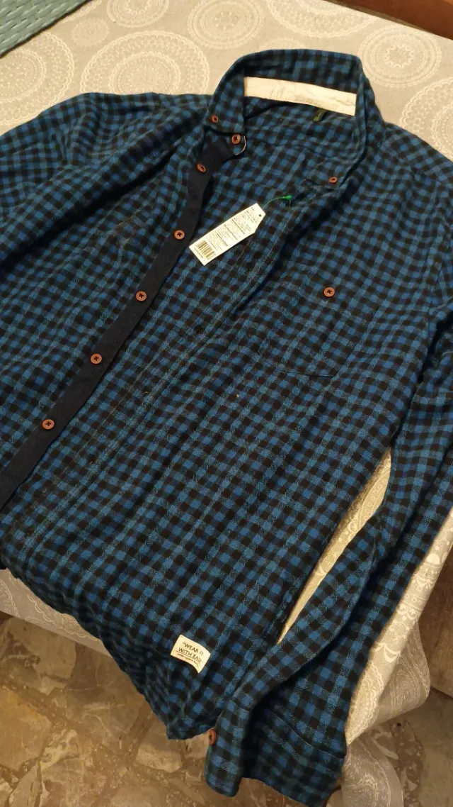 Camisa Benetton cuadros azul y negro