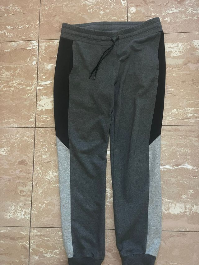 Chándal Adidas Gris y Negro