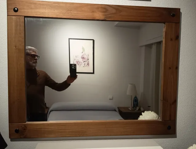 Espejo de madera (diseño rustico)y cristal