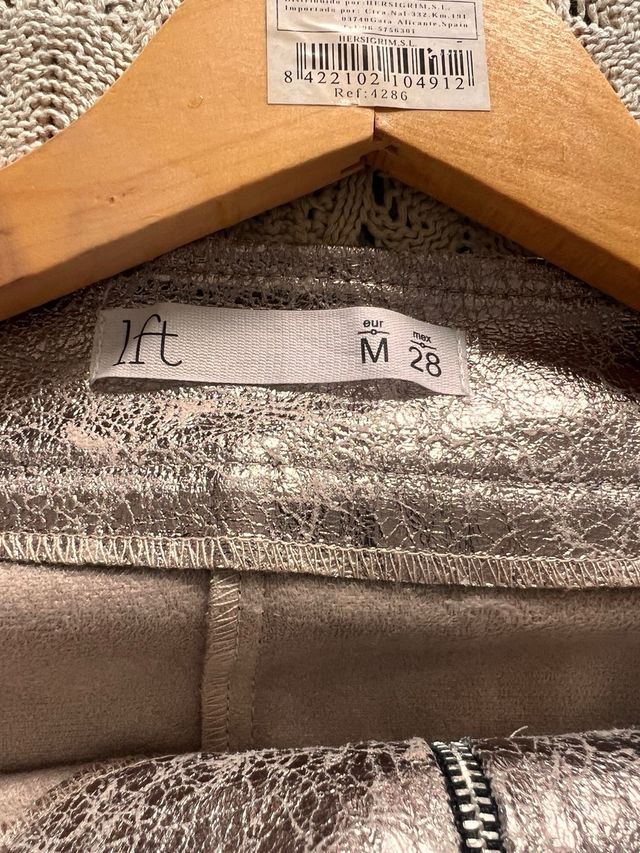 Falda dorada efecto piel cremallera